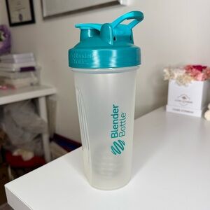 Blender Bottle Protein Shaker